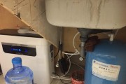 如何检查立式饮水机漏水问题（掌握饮水机漏水检查方法）