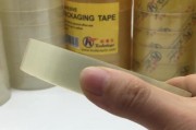 平板电脑薄膜正确撕除方法是什么？撕除后如何处理残留胶痕？