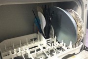 小尺寸洗碗机的解决方案（应对小尺寸洗碗机的困扰）