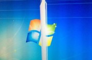 显示器无信号闪烁的故障排查与解决方法（解决显示器无信号闪烁问题的有效办法）