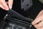 如何将10年前内存卡照片导入电脑？