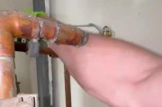 热水器球阀拆卸步骤是什么？拆卸时如何避免漏水？