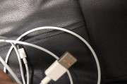 黑色usb接口充电器有何特别之处？如何选择合适的充电器？
