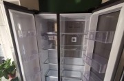 解决风冷冰箱异味问题的有效方法（了解异味来源）