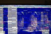 电脑显示器花屏无图像？可能的原因有哪些？