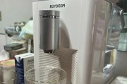 解决饮水机嘴漏水问题的实用方法（如何修复饮水机嘴漏水）