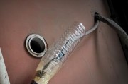 清理空调下水管的方法及注意事项（有效清理堵塞的空调下水管）