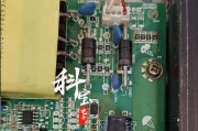 55长虹电视拆开换灯条的步骤是什么？操作过程中需要注意什么？