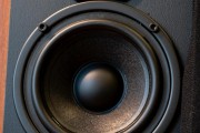 单体音箱桌面设置方法是什么？