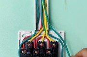 三脚架使用方便吗？开关操作方法是什么？
