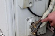 空调漏氟的危害及处理方法（制热状态下空调缺氟的现象及解决方案）