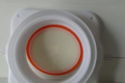 教你如何正确安装老板抽油烟机止回阀（让你轻松掌握抽油烟机止回阀安装技巧）