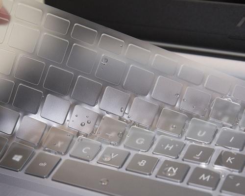 如何彻底清洁键盘保护膜（有效清理方法让你的键盘保护膜焕然一新）