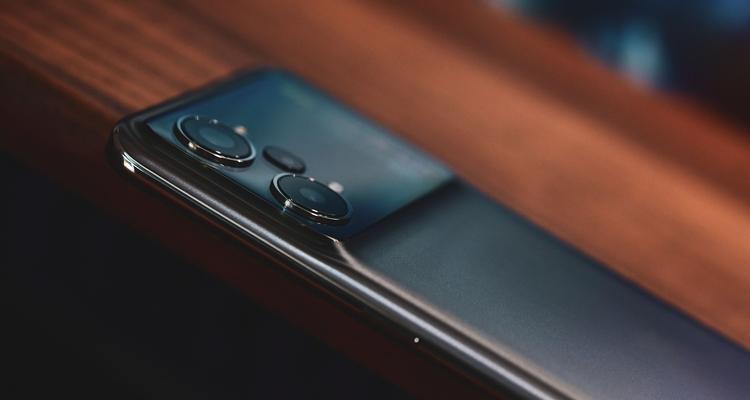 OPPOK10的终极体验（OPPOK10带来无与伦比的使用享受，为你带来不一样的智能手机体验）