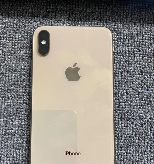 以1800买一台iPhoneXsMax体验的美妙与失望（从性能到续航，揭示这一超级旗舰的真实实力）