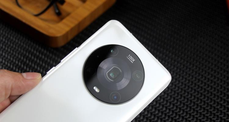 华为P50Pro与荣耀Magic4Pro（外观设计、屏幕显示、摄影能力、颜色选择、品牌特色）