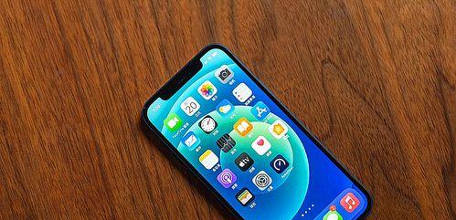 华为Mate40和iPhone12购买建议（面对华为Mate40和iPhone12，如何选择最适合你的智能手机？）