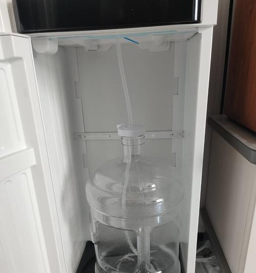 饮水机下水不连贯的原因及解决方案（探索饮水机下水不畅的根源）