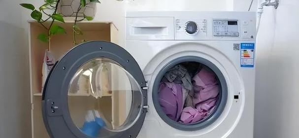 洗衣机自清洗（让洗衣机常新如初的小窍门）