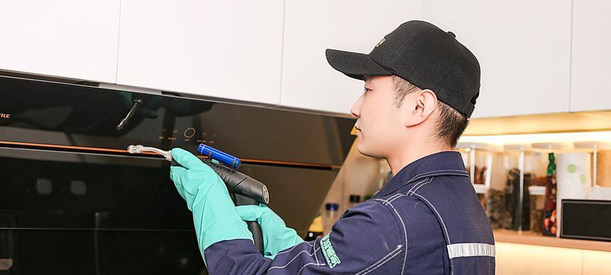 以油烟机用什么清洗（选择正确清洁剂）