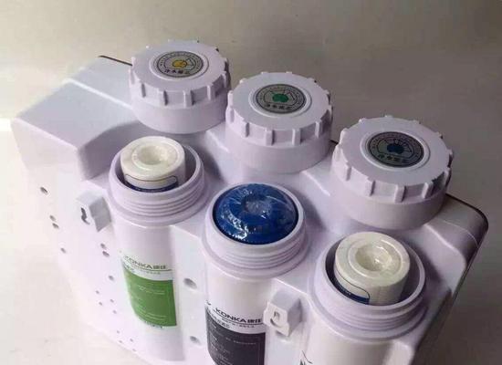 净水器滤芯材料的研制方法（突破性材料创新为环境保护做贡献）