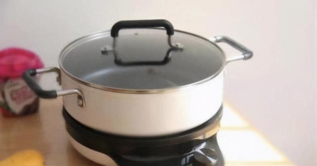 解决电饭煲保温不好使的问题（快速修复电饭煲保温功能失效的方法）