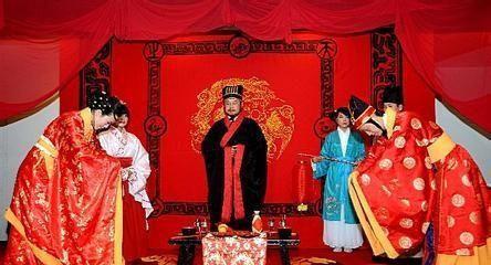 古代丁忧是什么意思（古人丁忧的历史地位和地位）