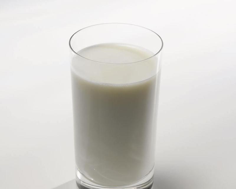 孩子上火可以喝牛奶吗（教你上火后的饮食注意事项）