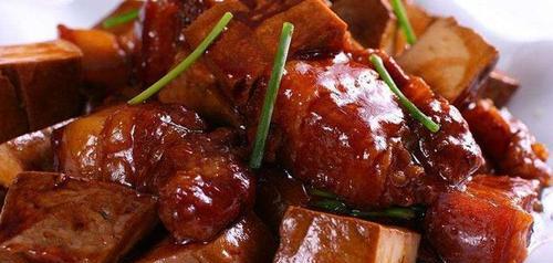 红烧肉怎么做吃又简单（美味可口的红烧肉料理）