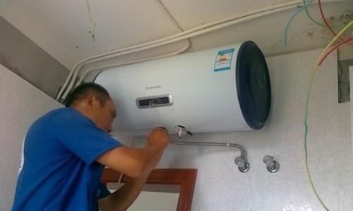 小天鹅自动清洗热水器故障分析与解决方法（怎样解决小天鹅自动清洗热水器故障）