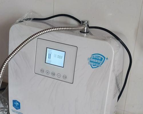 老式净水器制水不停的原因剖析（探寻老式净水器无法停止制水的原因及解决方案）