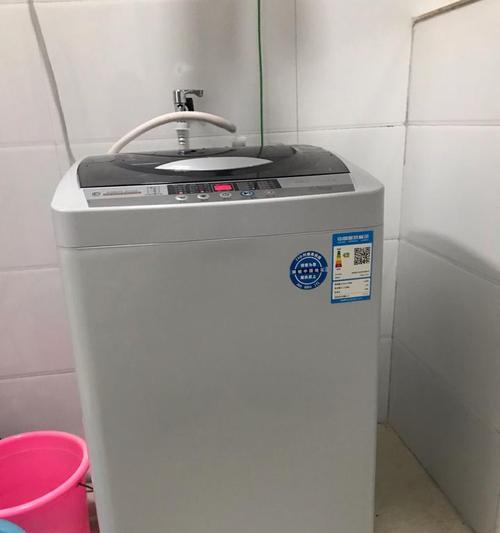 解决洗衣机墙壁漏风问题（有效应对洗衣机漏风困扰）