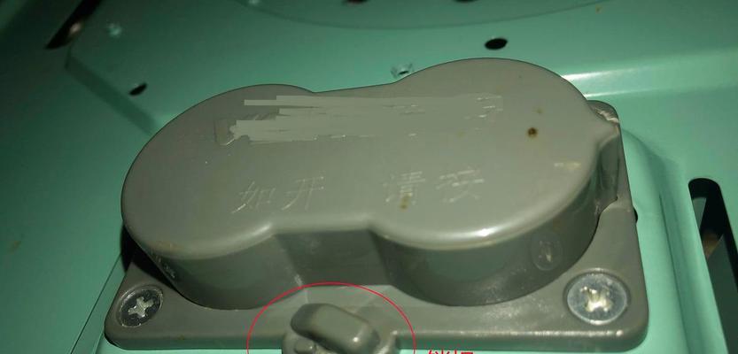 燃气灶电池盒扣坏了怎么办（解决方案与注意事项）