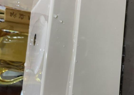解决饮水机嘴漏水问题的实用方法（如何修复饮水机嘴漏水）