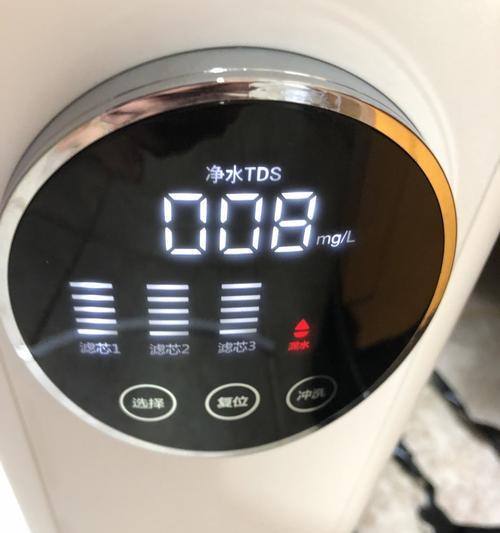 饮水机滴水的原因——探寻问题的根源（解密饮水机滴水的危害及防范之道）