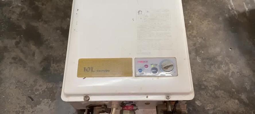 解决以能率热水器中途熄火问题（实用方法帮助您解决热水器熄火问题）