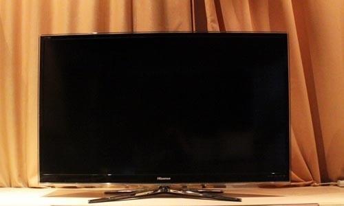 电视机屏幕突然变黑色的原因及解决方法（黑屏故障分析与处理）