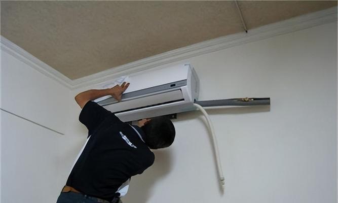空调室内机漏水的原因及解决方法（了解空调室内机漏水的常见原因和简单解决方法）