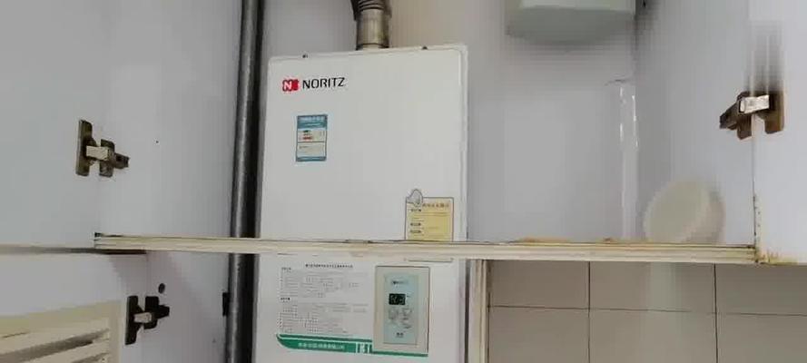 万家乐壁挂炉出现E4故障的解决方法（壁挂炉出现E4故障注水步骤详解）
