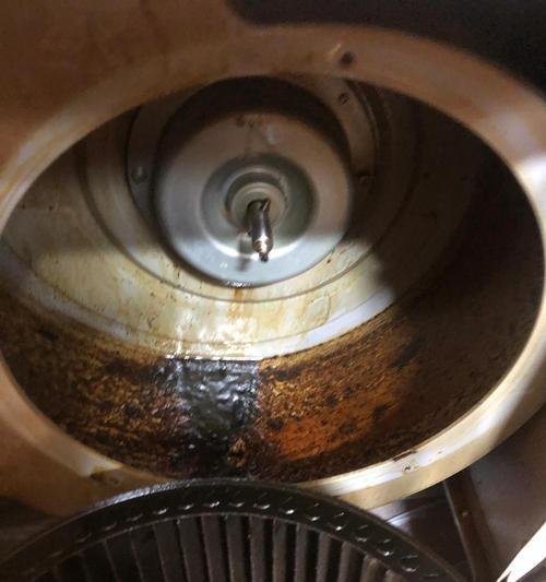 油烟机滴水的原因和处理方法（解析欧普油烟机滴水问题及解决方案）