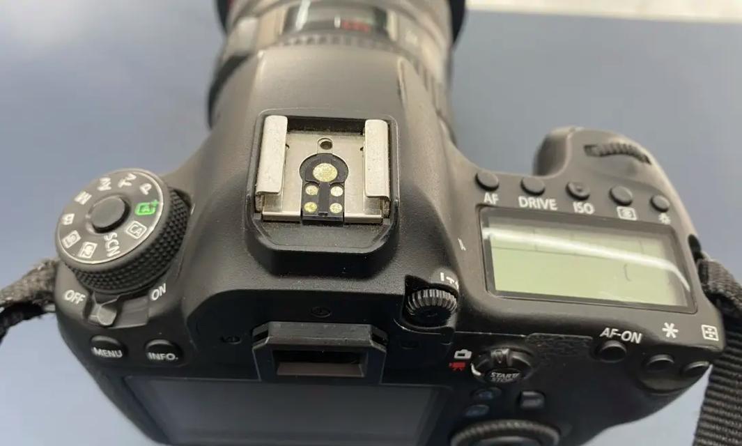 eos7d单反相机入门教程？如何快速掌握使用技巧？
