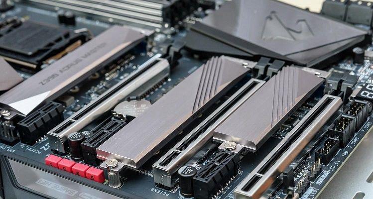 2万元能买到最领先的i99900整机方案吗？如何配置？
