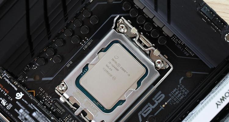 如何搭配跑分19万的主机？i59400F是否是合适的选择？