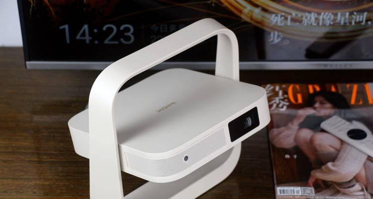 极米z6xpro与z6x对比？两款投影仪的主要差异是什么？