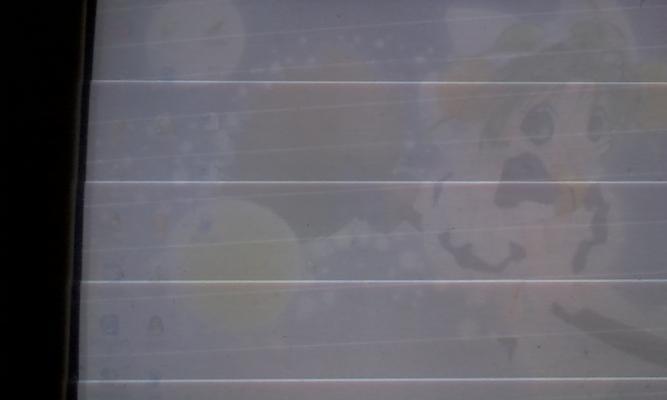 显示器不白屏是什么原因？如何解决？