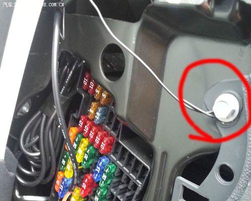 行车记录仪屏线和电源线相同吗？如何正确连接？
