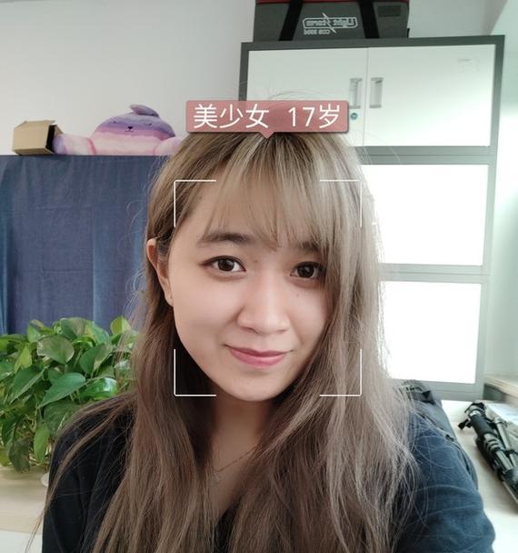 手机拍照时如何遮挡全脸？