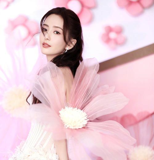 如何用手机拍出回头接吻的美照？有哪些技巧？