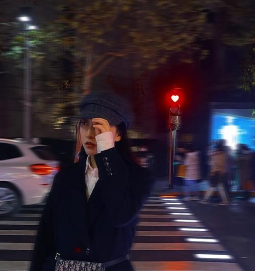 体验中心红绿灯拍照技巧？如何捕捉最佳瞬间？