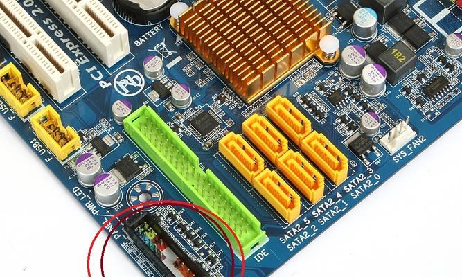 翻盖电脑插内存卡的图解教程是什么？操作步骤详细吗？